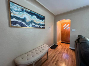 Snug, neighborly home perfect for your small group
